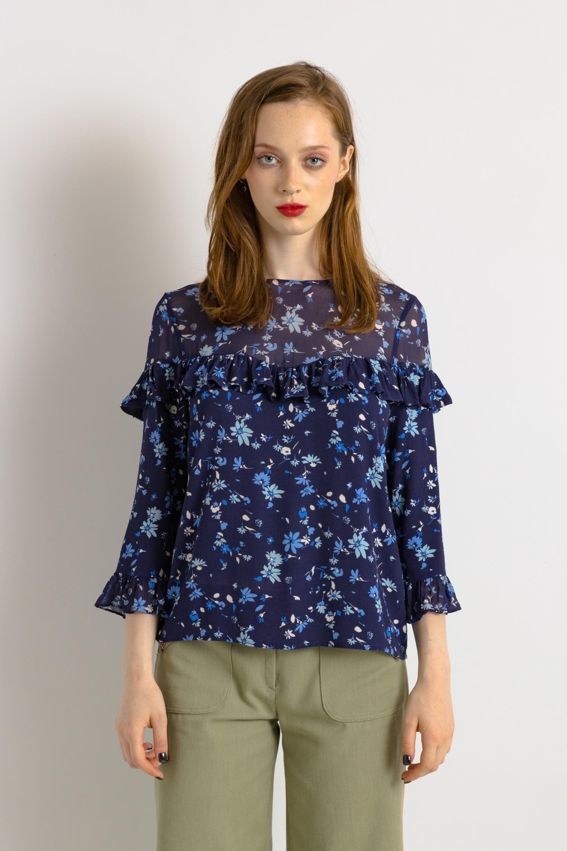 Preloved Woman Gorgeous CLAUDIE PIERLOT Blue Floral Pattern Print Blouse size 36 UK 8