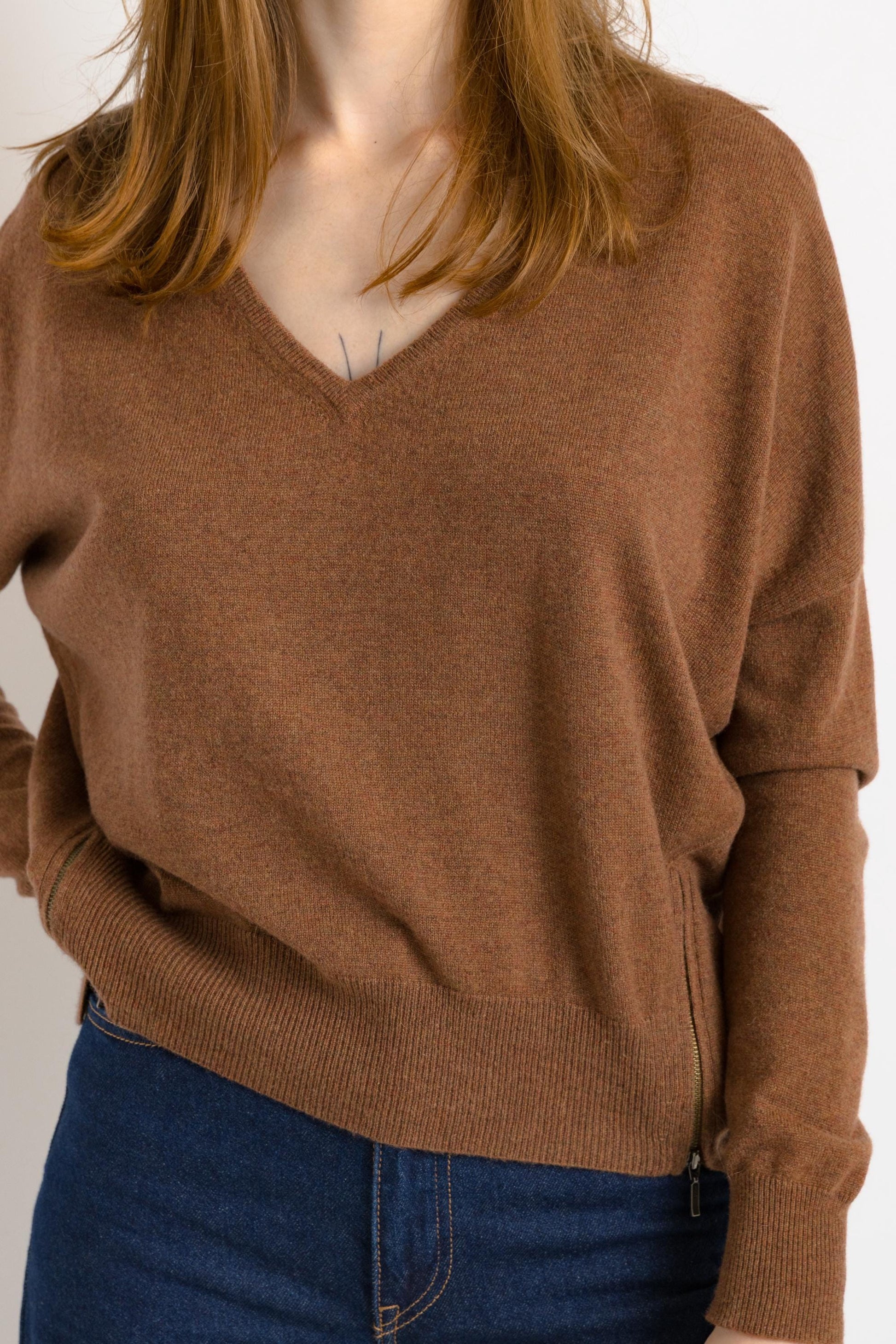 80s Vintage Woman 100% Cashmere Brown Crew neck Retro Woman Jumper Sweater Top in S Small/ Vintage Woman Cashmere Jumper Sweater 4542