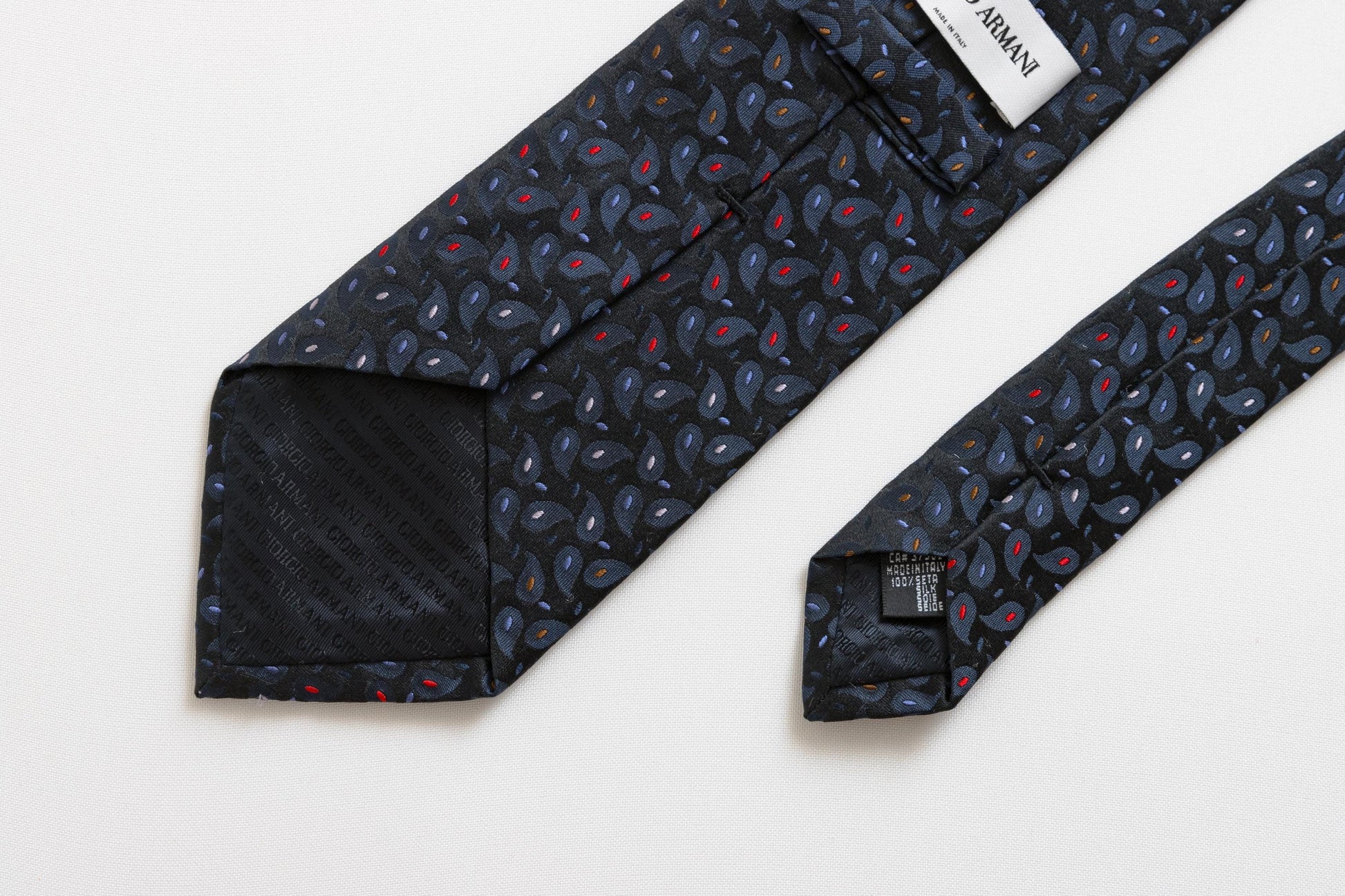 Giorgio Armani Tie abstract pattern leaves print necktie retro beautiful luxury gift for men accessories silk 90s style men's