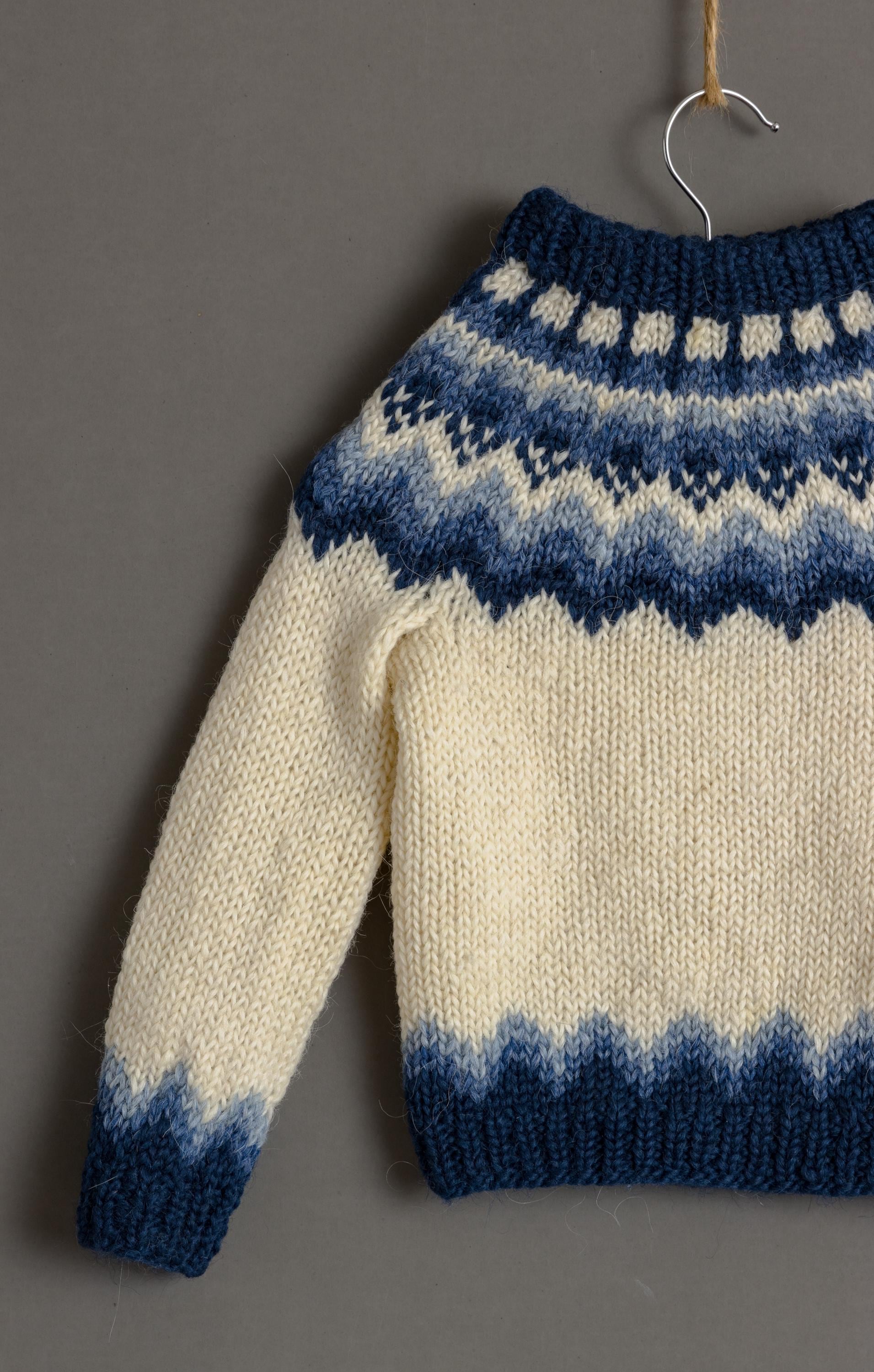 90s Vintage Iceland Knitwear Abstract Ornament Wool Jumper Sweater/ Vintage Kids Fair Isle Wool Sweater size 92cm 2T